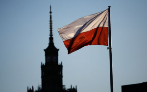 Польща запустила виплати постраждалим від війни українцям: хто та скільки може отримати