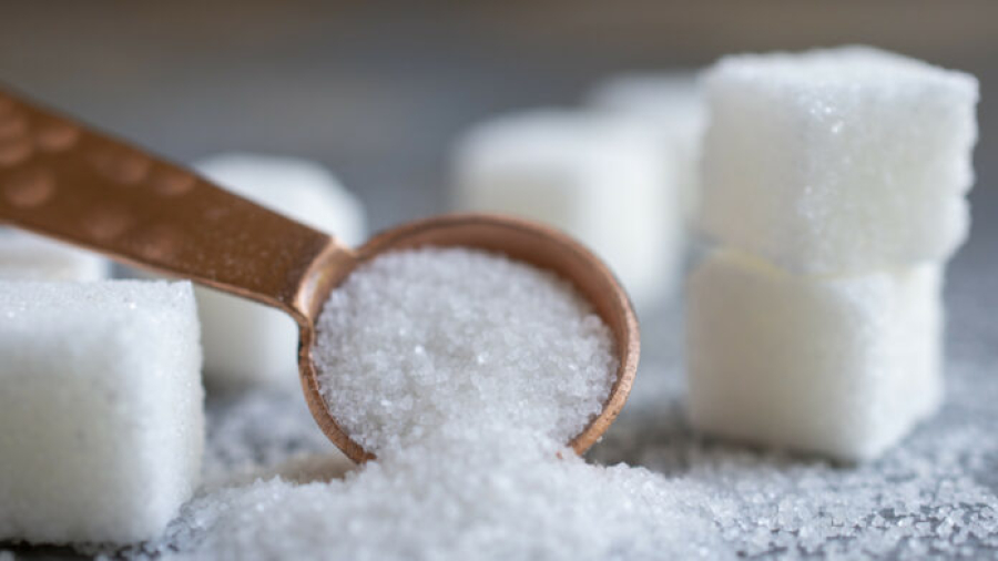 В Україні вже через місяць виростуть ціни на цукор: виробники назвали причини