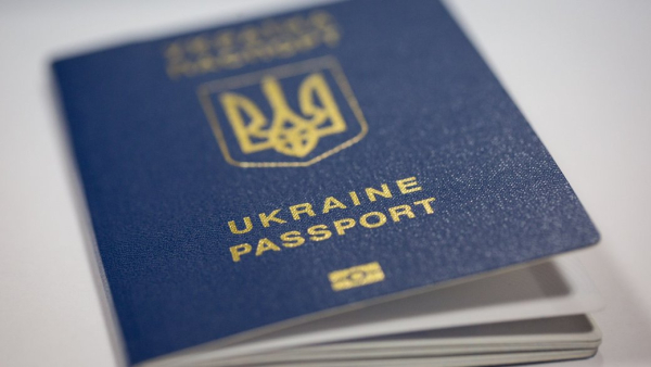 У квітні 2023 оформили ID-карток і закордонних паспортів менше, ніж торік — Держміграції
