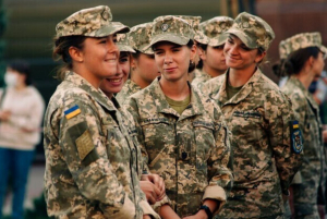 Рада ухвалила закон про добровільний військовий облік для жінок