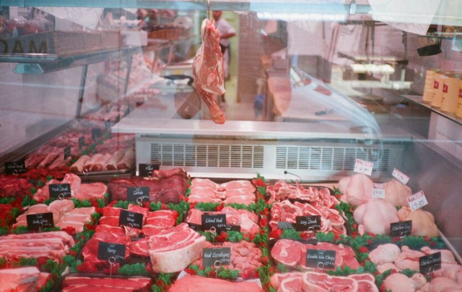 В Україні слідом за свининою зросли ціни на курятину та яловичину