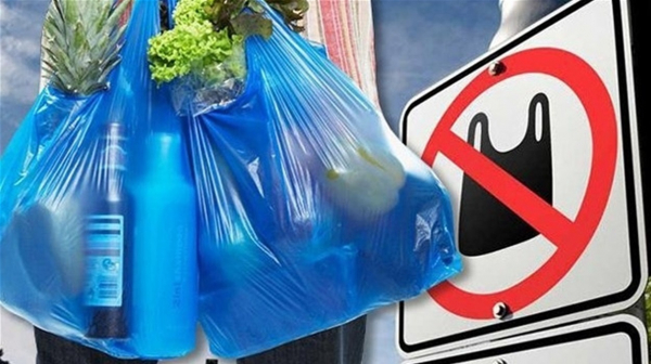 Заборона використання пластикових пакетів в Україні: як діятиме закон