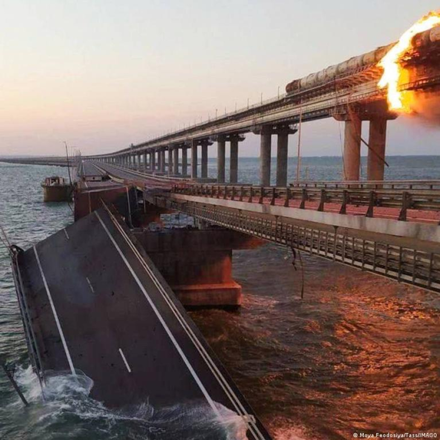 У Міноборони РФ кажуть про «атаки» по Керченському мосту: Гуменюк відреагувала