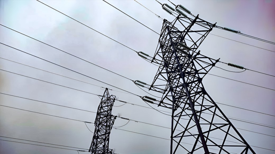 Через пориви вітру 42 населені пункти Кіровоградщини залишаються без електрики