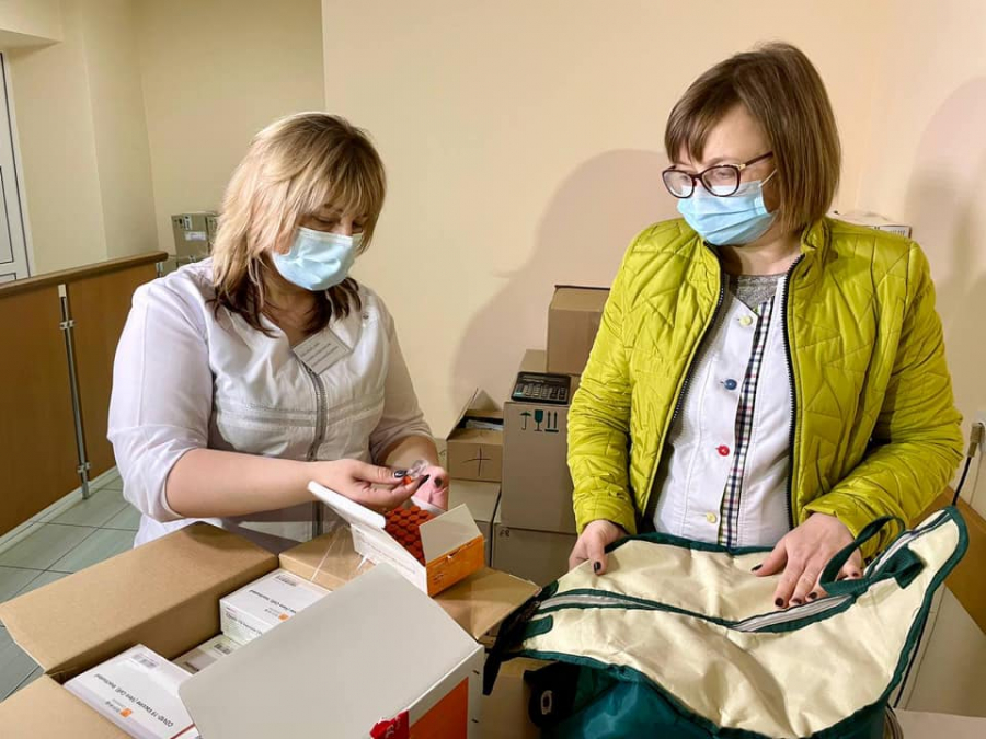 Новоукраїнська мобільна бригада отримала вакцину CoronaVac