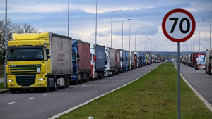 Новий прем’єр-міністр Польщі пообіцяв швидко розблокувати український кордон