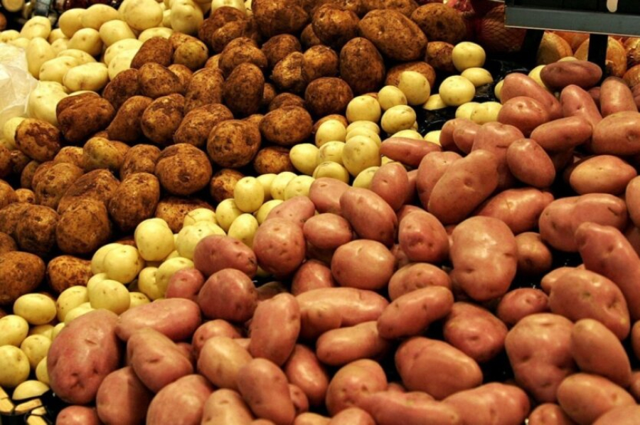 Ціни на картоплю, капусту, моркву і цибулю: супермаркети показали, як змінилася вартість в грудні