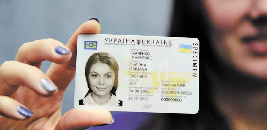 Водіїв в Україні хочуть зобов’язати перездавати на права кожні 5 років