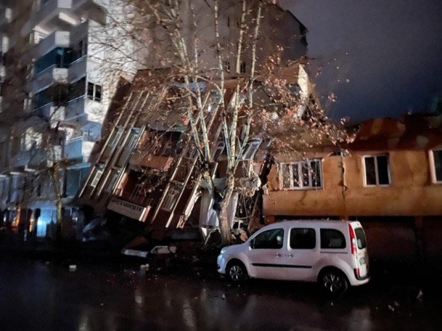 Потужний землетрус на південному сході Туреччини забрав десятки життів
